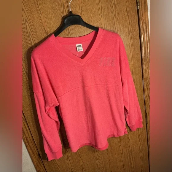 PINK Victoria's Secret Terry Cloth V-Neck Top - Picture 2 of 5